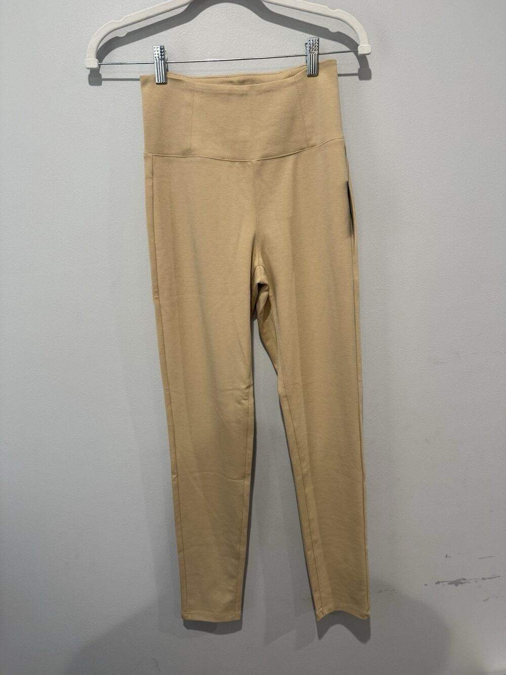 NWT XOXO Juniors XS High Rise Pull On Skinny Pants Leggings Camel/Tan Stretch